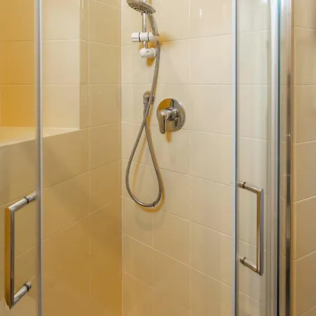 Hotel City Szálloda