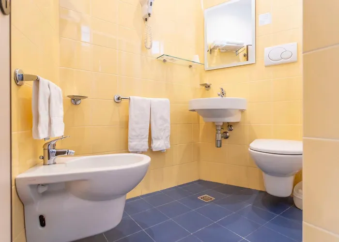 Hotel City Hotell 3*