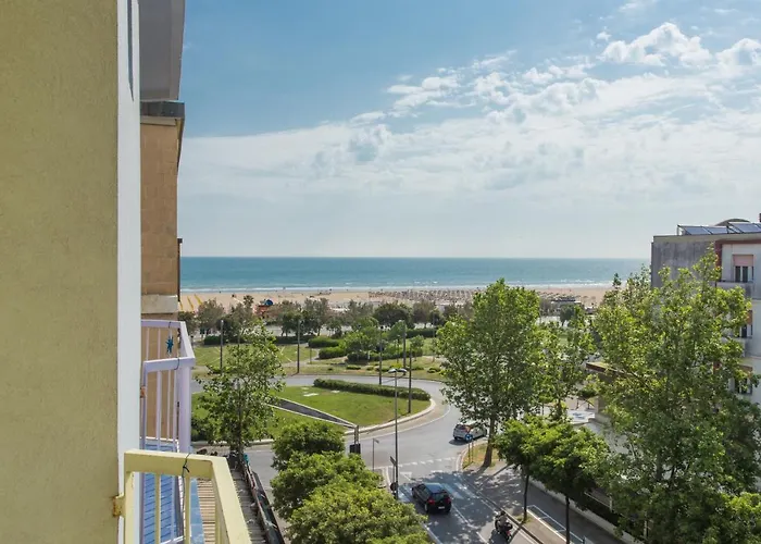 Hotell Hotel City 3*