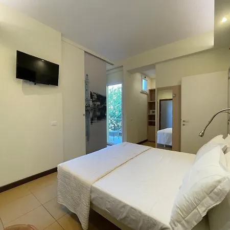 Hotel City Отель Римини