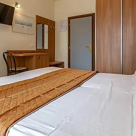 Hotel City