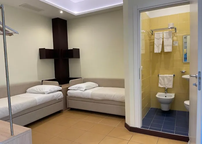 Hotel City فندق