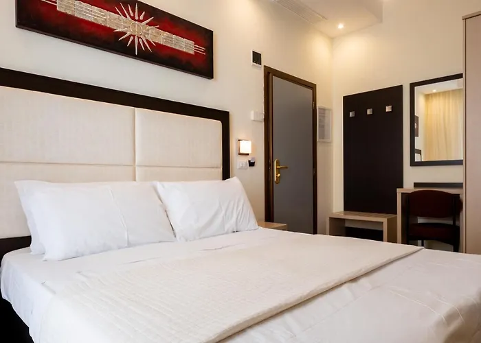 Hotel City فندق