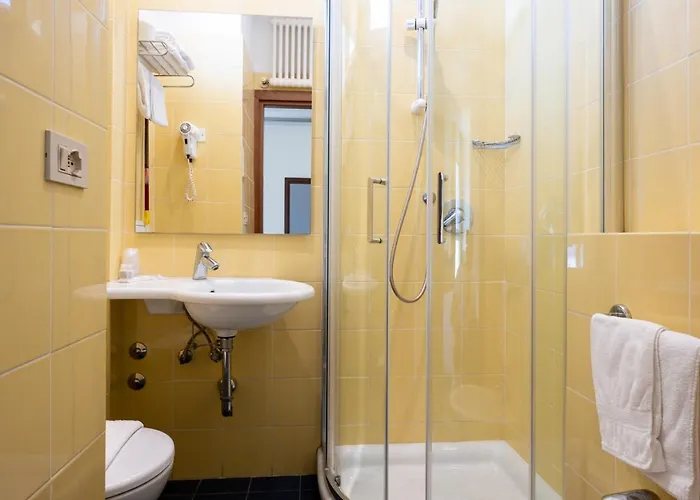 Hotel City 3*