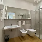 מלון Hotel City 3*