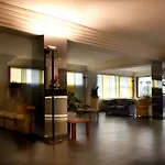 מלון Hotel City